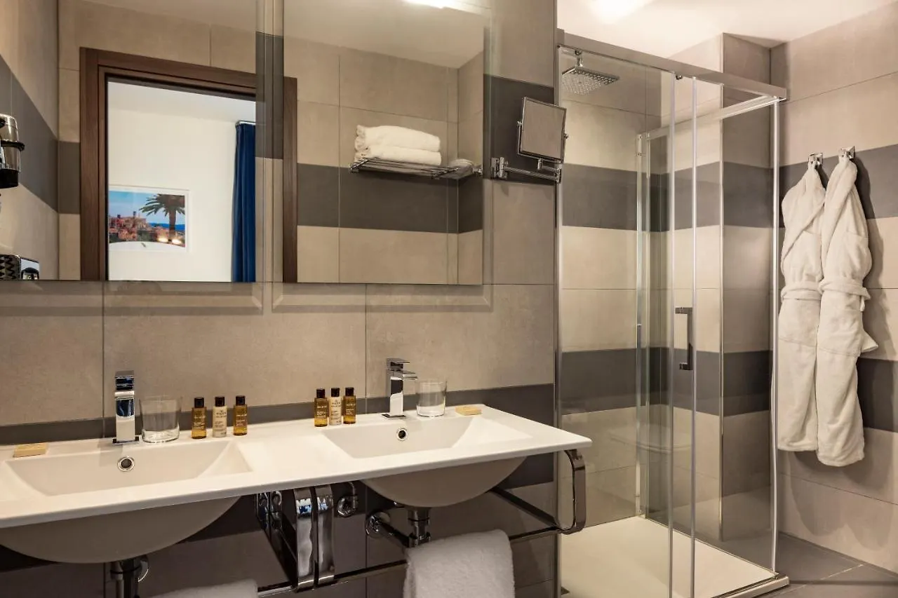 Hotel Nice Azur Riviera