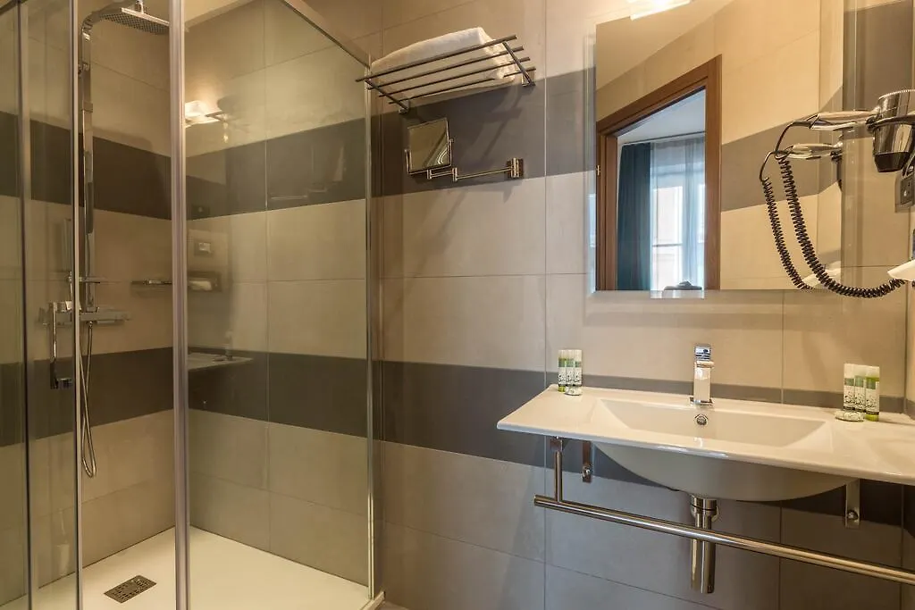Hotel Nice Azur Riviera